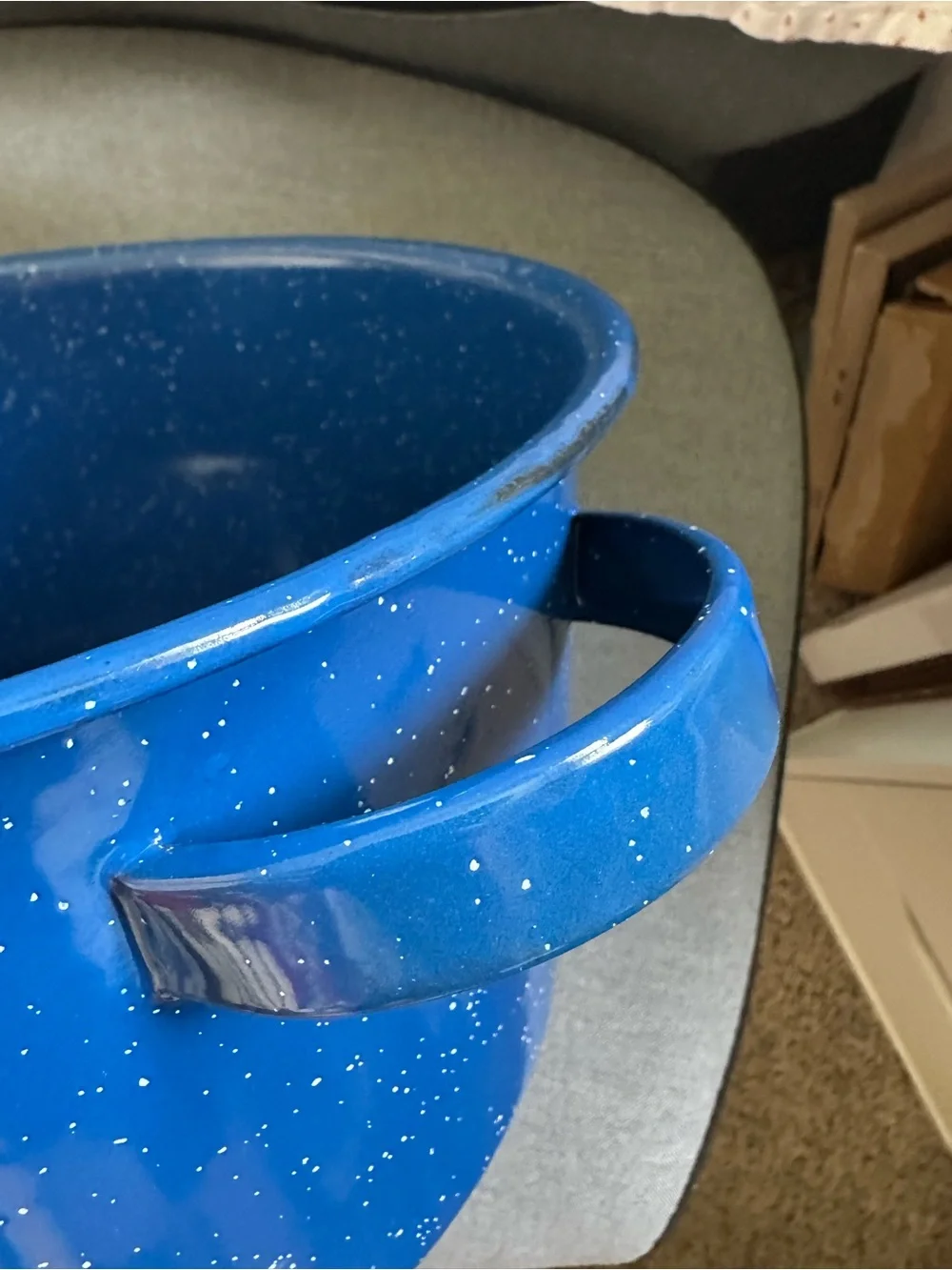 6Qt Blue Enamel Stock Pot with Lid | Perfect for Family Feasts | camping | soup